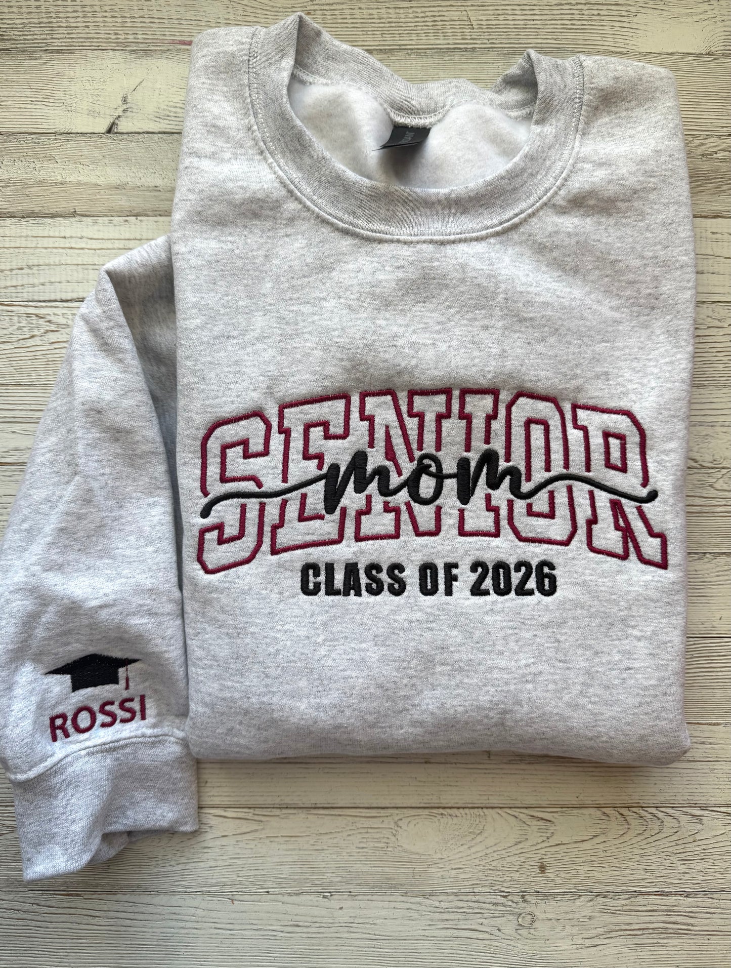Senior 2026 Mama Crewnecks